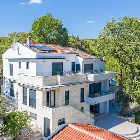 Ruby Holiday home Posedarje